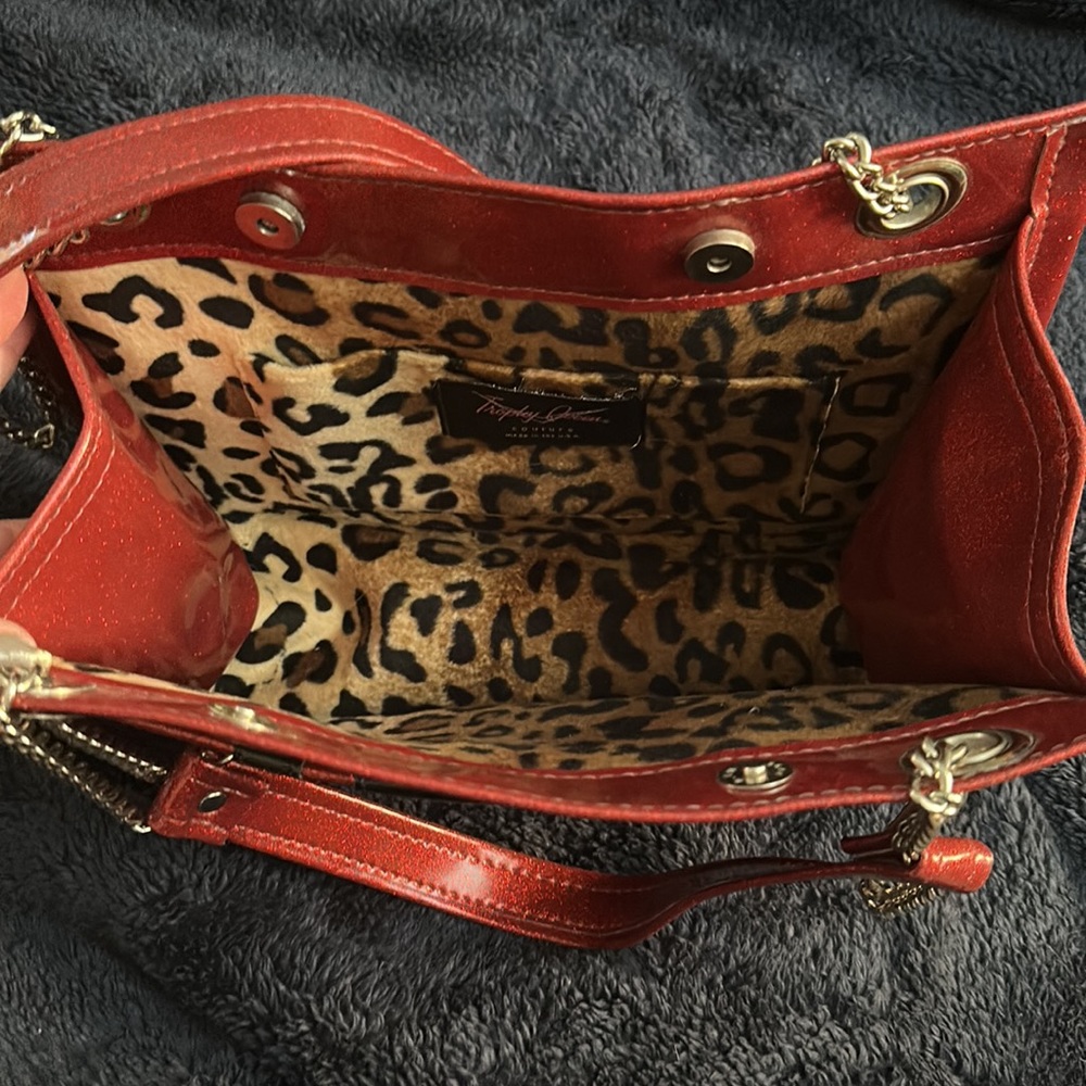 Trophy Queen Purse Handbag - Picture 6 of 6